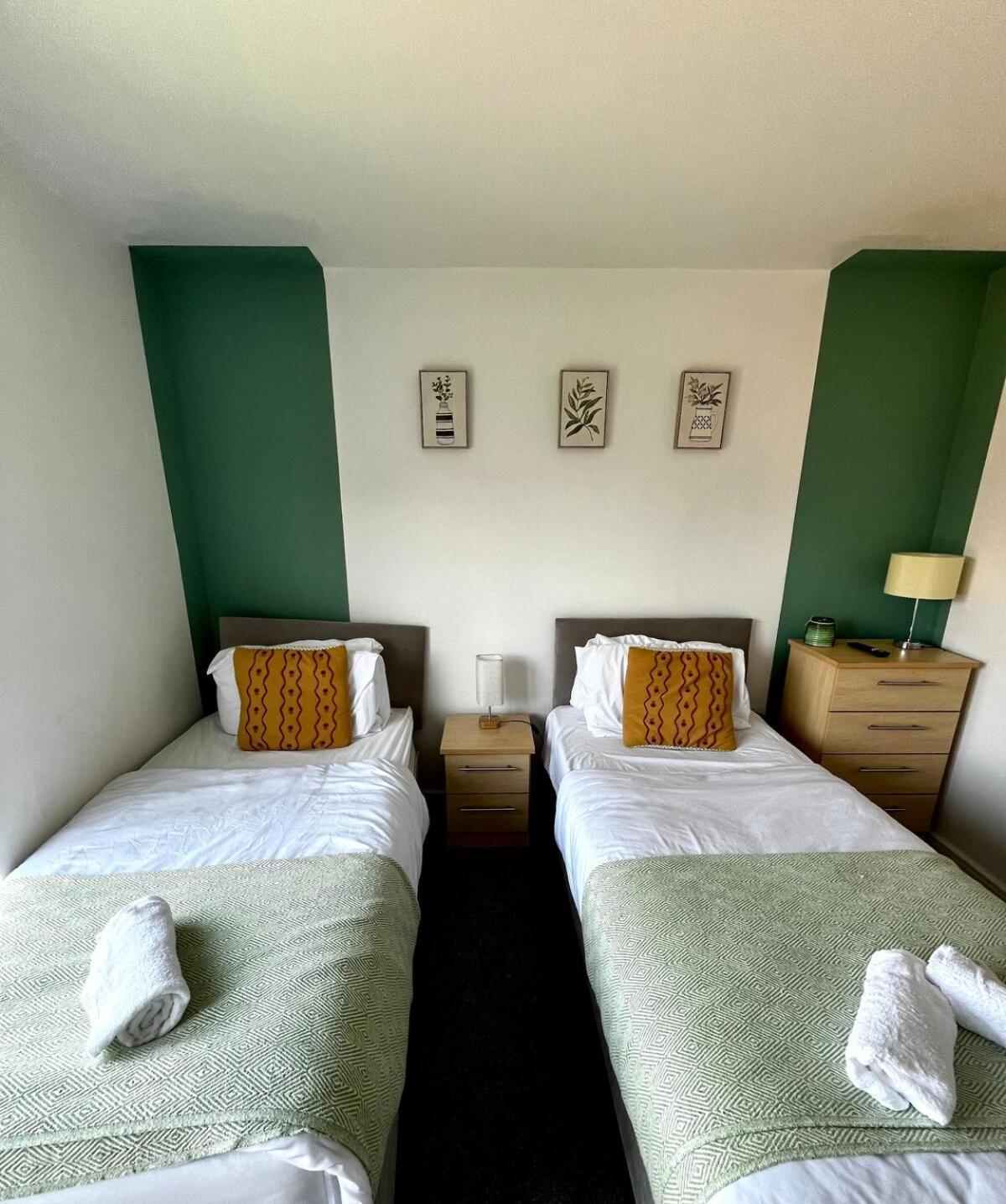 Serene 2-Bed Flat With Canal Views - Coop Live & Ethiad Manchester Zewnętrze zdjęcie